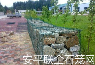 三擰石籠網(wǎng)